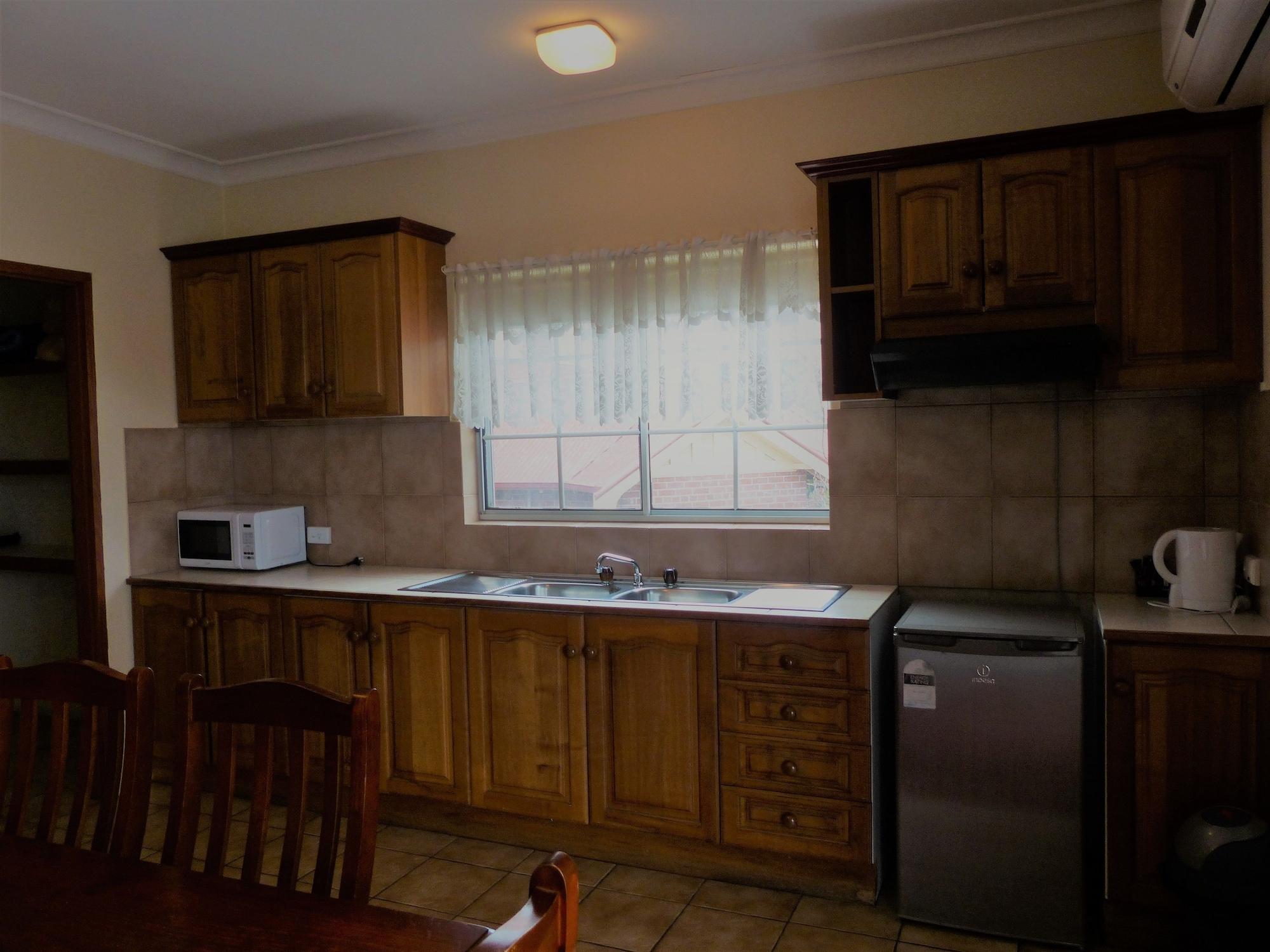 אלבורי Meramie Motor Inn מראה חיצוני תמונה
