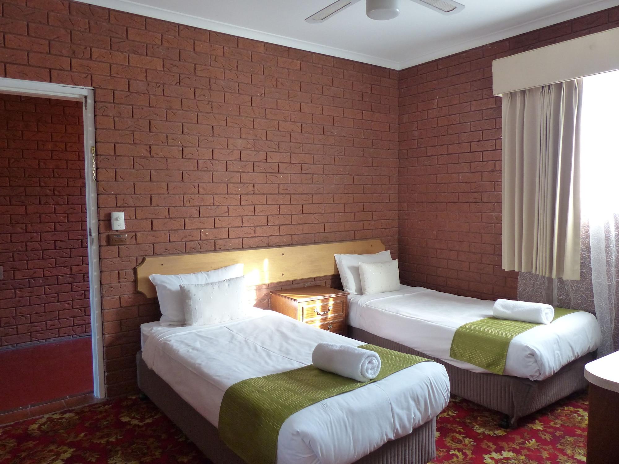 אלבורי Meramie Motor Inn מראה חיצוני תמונה
