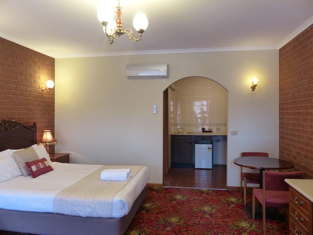 אלבורי Meramie Motor Inn מראה חיצוני תמונה