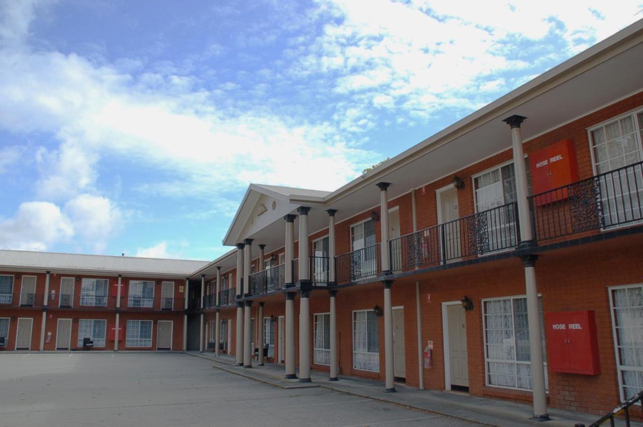 אלבורי Meramie Motor Inn מראה חיצוני תמונה